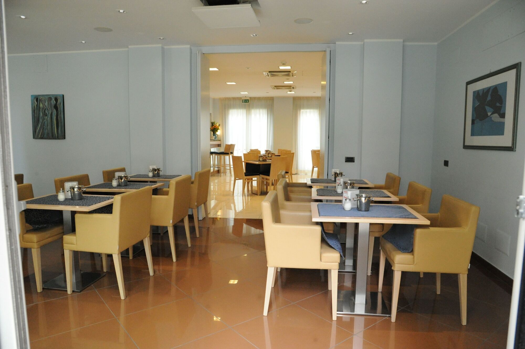 צ'יביטאנובה מארקה Hotel Chiaraluna מראה חיצוני תמונה